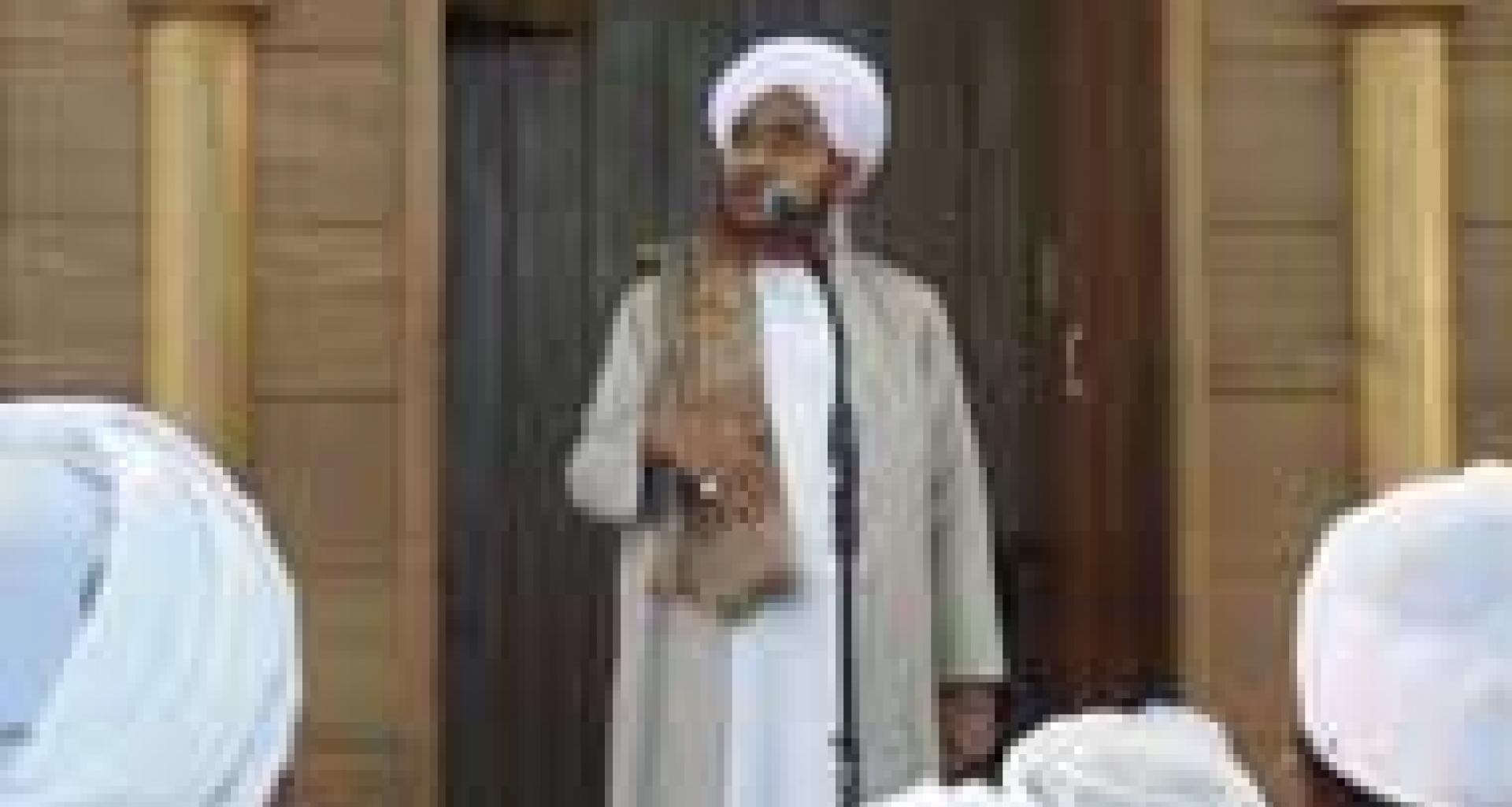 الحبيب العلامة / عمر بن محمد بن حفيظ يلقي كلمته
