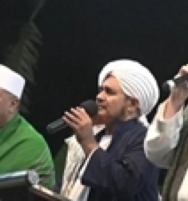 الاجتماع على الوجهة إلى الله وقصدِ رضاه والرحمة بعباد الله