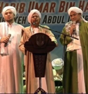 طلب رحمة الله برحمة عباده وسموُّ قصدِ وجه الله الكريم