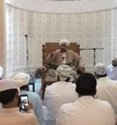 تفرٌّد الخالق بالخلق والاختيار ونتيجة إدراك تلك الحقيقة بحسن استعمال العقل وعكسه