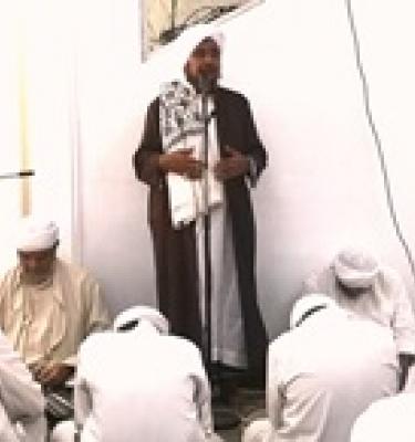 مسلك أهل السنة والجماعة في السير إلى الحق والتعامل مع الأحداث في الخلق (مدرسة حضرموت نموذجا )