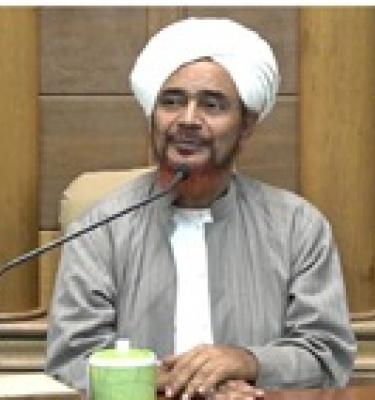 حديث الحبيب عمر بن حفيظ عن شيخه العلامة الحبيب محمد بن عبد الله الهدار، رحمه الله