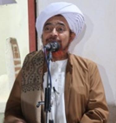 مجالس الذكر وأساس التقرب إلى الحق بالفرائض ونيل المحبة بالنوافل والاتباع