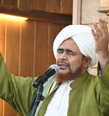 عجائب اللطف والملاطفة من البَر اللطيف لعباده فيما أوحى وأرسل وشرع