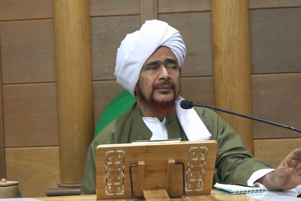 توسيع مجال تدبر القرآن الكريم بحسب طهارة القلب واستنارته