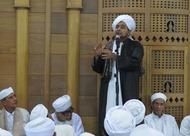 مذاكرة الحبيب عمر بن حفيظ في حفل اختتام الدورة الرابعة والعشرين بدار المصطفى