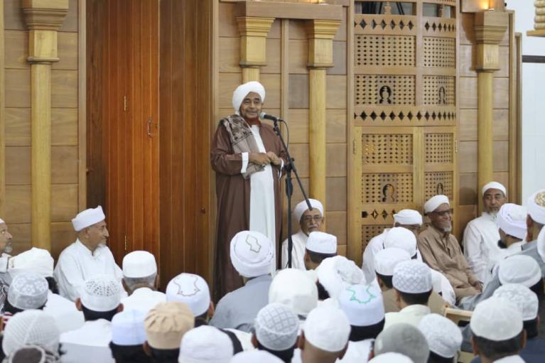 شرف القرب من الرحمن ومعرفته ورضوانه ومهانة الانحصار في الزائلات المنقطعة