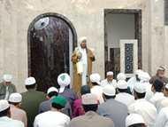 عمارة بيوت الرحمن وارتباطها بانكشاف عظمة أفعال الله وصفاته وأسمائه وعوائد ذلك على الأمة