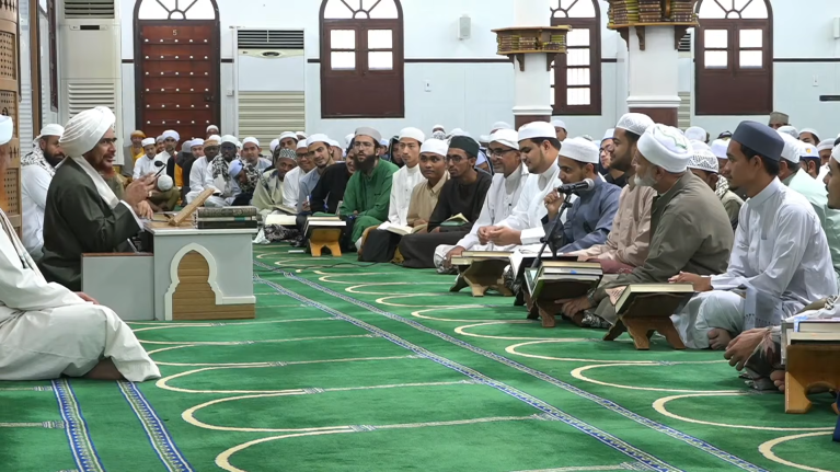 مجلس الروحة العلمي في دار المصطفى بتريم - السبت 2 شوال 1447